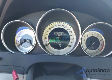 2014 Mercedes-Benz C 250 Sport z USA, uszkodzony, nr VIN WDDGF4HB3EG222112